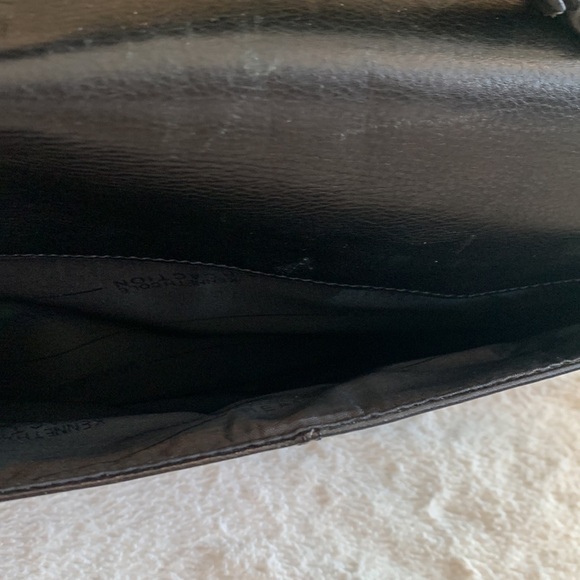 KENNETH COLE REACTION TRUE COLORS GENUINE LEATHER PORTFOLIO - BLACK - Picture 3 of 15